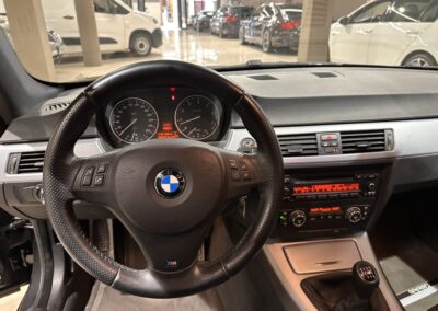 BMW 320I COUPE PACK M 16
